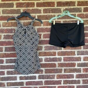 NWT Women’s Septangle Patterned Tankini And Shorts Swim Set Size 14